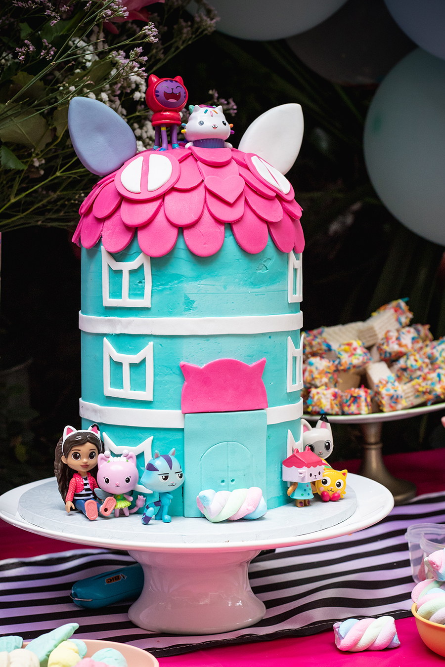 gabby cat cake